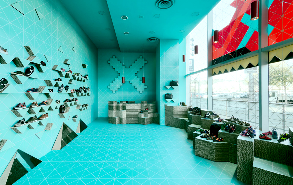 Munich pop up store-la maquinista-barcelona-cartonlab-hellomarielou.com